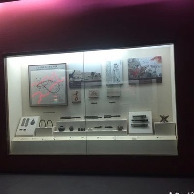 沈陽金屬烤漆博物館展柜生產(chǎn)廠家報價與文化傳播
